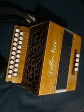 Fisarmonica organetto bassi usato  Roma