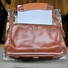 Bolsa de ombro Johnston & Murphy de couro maleta bolsa para laptop comprar usado Bolsa de ombro Johnston & Murphy de couro maleta bolsa para laptop comprar usado  Enviando para Brazil
