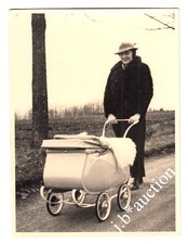 Elegante frau kinderwagen gebraucht kaufen  Stuttgart