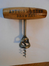 Usado, Saca-rolhas Pat 1893 Anthony & Kuhn Brewery St Louis cabo de madeira comprar usado  Enviando para Brazil