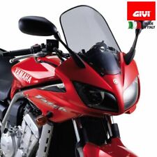 Parabrezza givi d129s usato  Italia