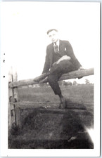 Man sits wooden for sale  Boiling Springs
