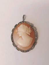 Ancien pendentif camée d'occasion  Ferrières-en-Gâtinais
