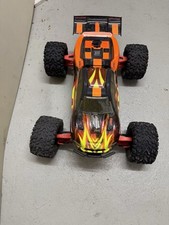 Traxxas revo 2.0 usato  Spedire a Italy