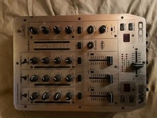 Mixer profissional Behringer modelo VMX-300 DJ 3 canais (prateleira) comprar usado  Enviando para Brazil