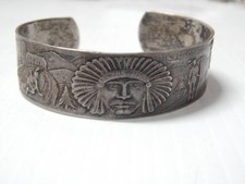 PULSEIRA VINTAGE MOHAWK TRAIL PRATA ESTERLINA N. ADAMS MASSACHUSETTS INDIAN DSGN comprar usado PULSEIRA VINTAGE MOHAWK TRAIL PRATA ESTERLINA N. ADAMS MASSACHUSETTS INDIAN DSGN comprar usado  Enviando para Brazil