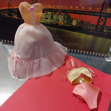 Barbie fancy frills usato  Santhia