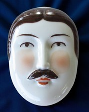 Usado, Vintage 1979 A Company of Friends Bigode Homem Rosto Caixa de Bugigangas Porcelana comprar usado  Enviando para Brazil