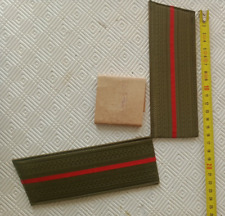 Epaulettes insignes militaire d'occasion  Cosne-Cours-sur-Loire