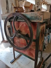 Antica rustica sgranatrice usato  Vottignasco