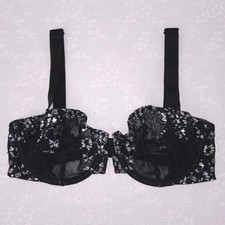 Victoria's Secrets muito sexy balconet sem forro 32D preto prata folha renda cintilante comprar usado Victoria's Secrets muito sexy balconet sem forro 32D preto prata folha renda cintilante comprar usado  Enviando para Brazil