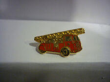 Pin pins badge d'occasion  Saint-Priest-Taurion