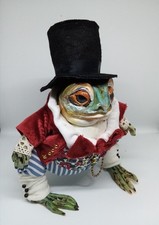 Crapaud bourgeois. poupée d'occasion  Le Molay-Littry
