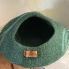 Cama de gato MEOWFIA feita à mão 100% lã merino média verde esmeralda feltro caverna para gatos, usado comprar usado  Enviando para Brazil