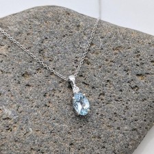 Lovely aquamarine pendant for sale  Columbus