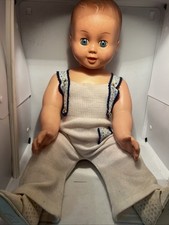 Tres jolie poupée d'occasion Tres jolie poupée d'occasion  Sissonne