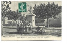 Rognac grande fontaine d'occasion Rognac grande fontaine d'occasion  Toulon-