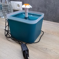 Haustier trinkbrunnen katzen gebraucht kaufen  Grefrath