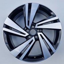 VW Oryginalna felga aluminiowa Felga Rim VOLKSWAGEN T-CROSS 18 CALI 7J ET39 2GM601025H na sprzedaż  PL