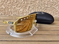 Oakley sutro precious d'occasion  Magalas