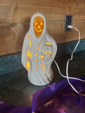 Boneco fantasma cerâmica vintage 13” década de 1970 rosto de abóbora segurando luzes de caveira flash, usado comprar usado  Enviando para Brazil
