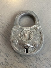 Cadeado de latão vintage YALE com chave – início dos anos 1900 corpo de ferro e latão, funcionando, usado comprar usado Cadeado de latão vintage YALE com chave – início dos anos 1900 corpo de ferro e latão, funcionando, usado comprar usado  Enviando para Brazil