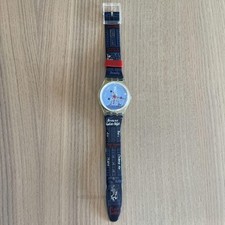 Relógio Swatch Torre Eiffel bateria sem bateria usado, estojo arranhado, amarelado, usado comprar usado  Enviando para Brazil