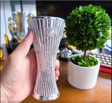 Troféu Europa Conference League réplica de resina 16cm altura comprar usado  Enviando para Brazil
