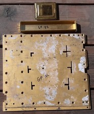 Usado, 2,895 lb Lote de placas de alumínio, ferro e cobre banhadas a ouro. Sucata ou artesanato? comprar usado  Enviando para Brazil