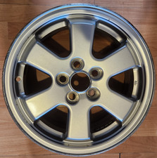 15" TOYOTA PRIUS FÁBRICA OEM ARO DE RODA DE LIGA LEVE PRATA 15x6 2004-2009 5x100 comprar usado 15" TOYOTA PRIUS FÁBRICA OEM ARO DE RODA DE LIGA LEVE PRATA 15x6 2004-2009 5x100 comprar usado  Enviando para Brazil