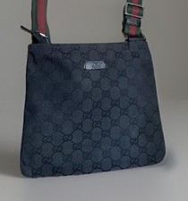 Black gucci messenger for sale  EDGWARE