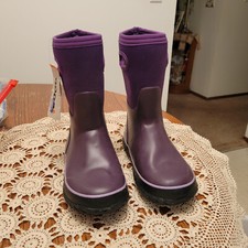 Nwt bogs youth for sale  Minneapolis