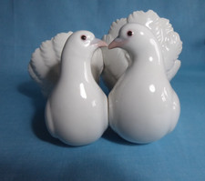 Lladro couple doves for sale  KNARESBOROUGH