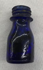 Vintage tiny vicks for sale  Dresden
