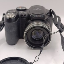 FujiFilm FinePix S2950 14 Mega Pixels 3.0" LCD 18x Wide 28mm- Great Condition comprar usado  Enviando para Brazil
