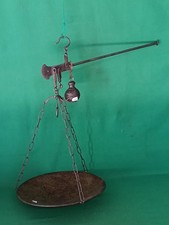 Antica bilancia pesa usato Antica bilancia pesa usato  Italia