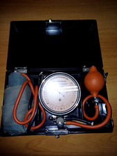 Sfigmomanometro manuale marca usato  Tivoli