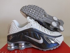 Nike Shox R4 Summit branco iridescente feminino tamanho 6 [IB7703-100] comprar usado  Enviando para Brazil