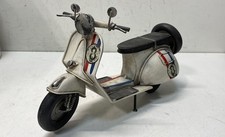 Scooter de motocicleta vintage de metal blanco de colección segunda mano  Embacar hacia Mexico