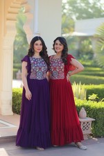 Salwar kameez indien d'occasion  Expédié en France