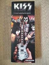 Coleção de guitarra Kiss miniatura modelo artesanal escala 1:4 comprar usado  Enviando para Brazil