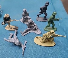 Spielzeugsoldaten den 70er gebraucht kaufen  Isernhagen