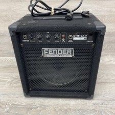 Amplificador combo de guitarra Fender Rumble 15 baixo PR497, usado comprar usado  Enviando para Brazil