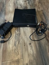 Console preto Microsoft Xbox 360 S 250GB HDD com cabos modelo 1439 preto, usado comprar usado Console preto Microsoft Xbox 360 S 250GB HDD com cabos modelo 1439 preto, usado comprar usado  Enviando para Brazil