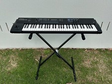 roland juno comprar usado roland juno comprar usado Enviando para Brazil