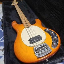 Music Man StingRay/baixo elétrico com HC fabricado em 1994 EUA comprar usado  Enviando para Brazil