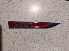 VW Golf GTI emblema para-lama direito emblema passageiro lateral original do fabricante 5G0853688M comprar usado  Enviando para Brazil