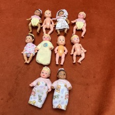 Coleção de dez bonecas Barbie bebê minúsculas Mattel sem caixa algumas vestidas conjunto fofo comprar usado Coleção de dez bonecas Barbie bebê minúsculas Mattel sem caixa algumas vestidas conjunto fofo comprar usado  Enviando para Brazil