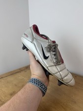 Buty piłkarskie Nike Total 90 III srebrne / czerwone SG męskie UK 10 *2004* używane, używany na sprzedaż  Wysyłka do Poland