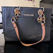 Usado, Bolsa satchel/tote Michael Kors Cynthia Signature monograma preta comprar usado  Enviando para Brazil